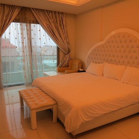 Le Noble Hotel Zouk El Kharab Kültér fotó