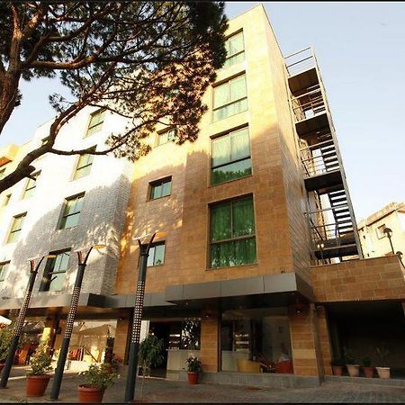 Le Noble Hotel Zouk El Kharab Kültér fotó