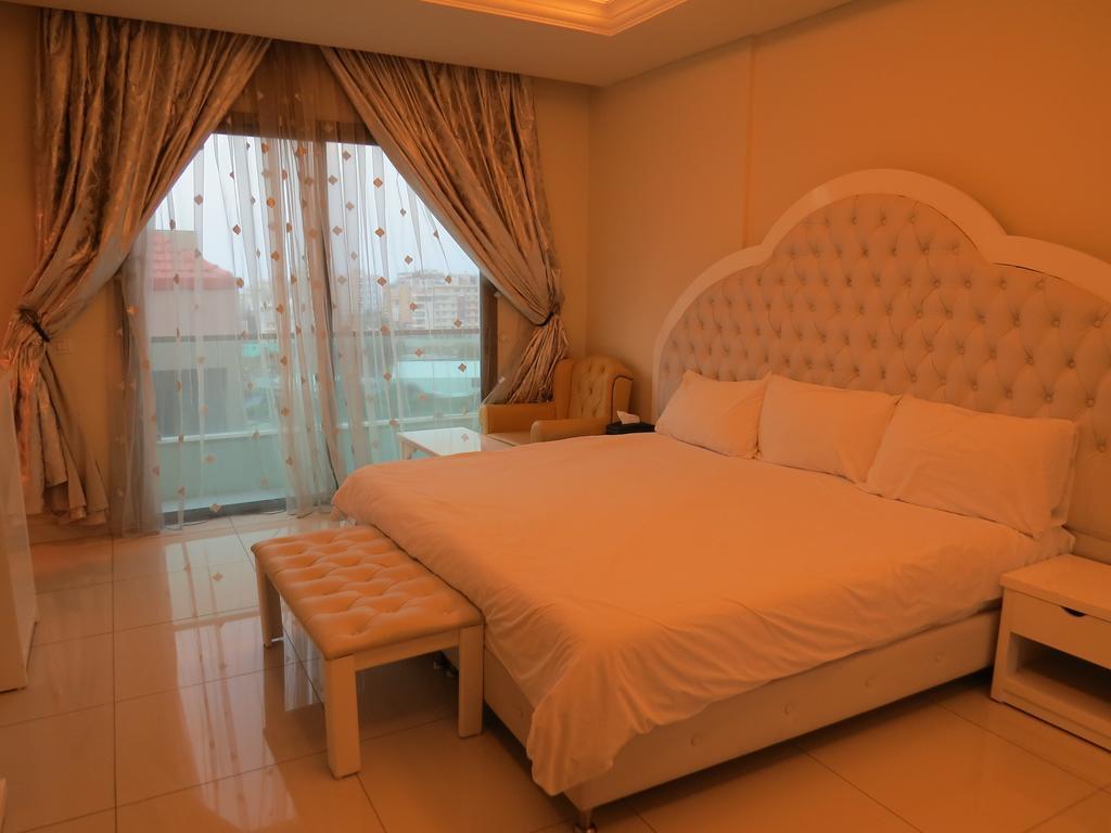 Le Noble Hotel Zouk El Kharab Kültér fotó