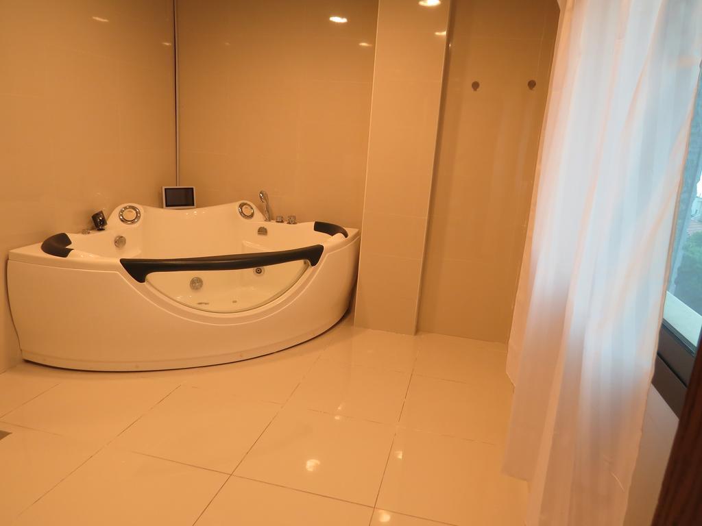 Le Noble Hotel Zouk El Kharab Kültér fotó