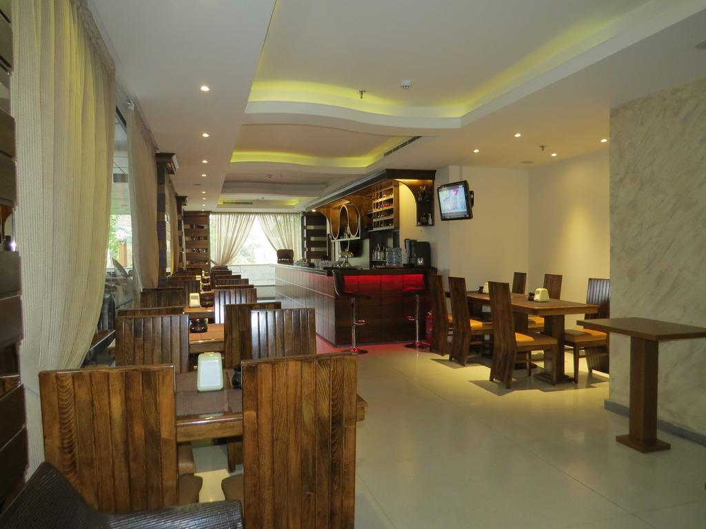 Le Noble Hotel Zouk El Kharab Kültér fotó