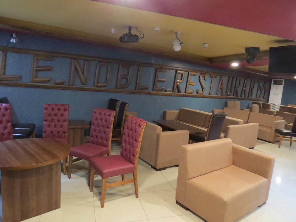 Le Noble Hotel Zouk El Kharab Kültér fotó