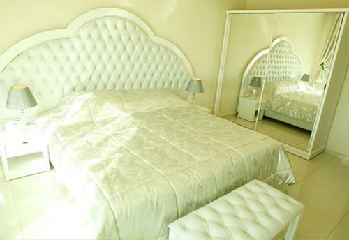 Le Noble Hotel Zouk El Kharab Kültér fotó